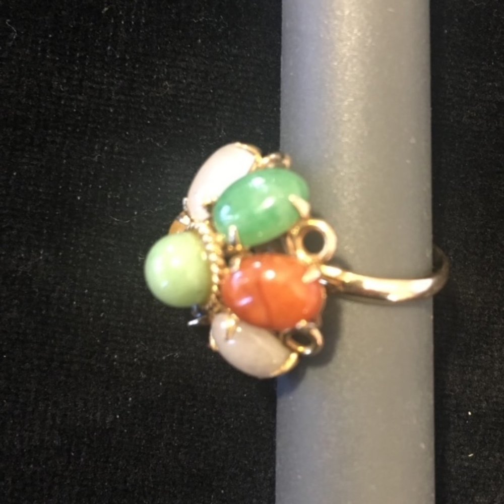 Multi-Colored Jade Cluster Ring with 14K Gold Setting - Picture 3 of 7